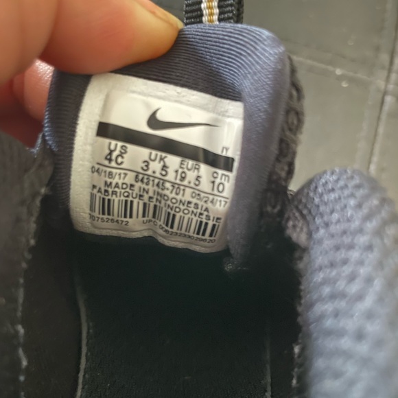 Nike Lil’ Posite Pro - Picture 5 of 11